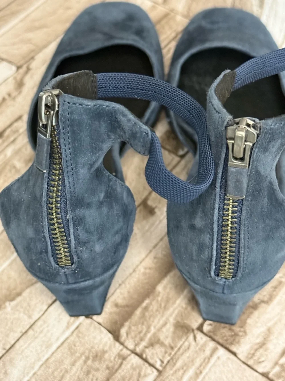 Eileen Fisher Navy Suede Square-Toe Ankle-Strap Block Heels - Picture 3 of 6